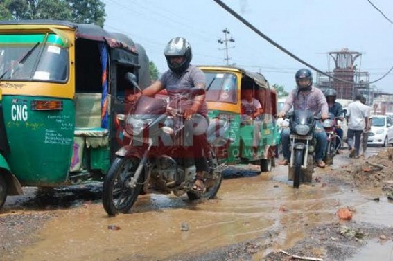 Incessant rainfall left city roads in miserable condition, no initiative for renovation of roads by PWD; people continue to suffer with the dilapidated condition of the roads Incessant rainfall left city roads in miserable condition, no initiative for renovation of roads by PWD; people continue to suffer with the dilapidated condition of the roads